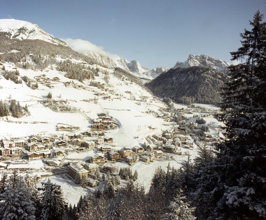 Garni Le Chalet Santa Cristina Val Gardena Bagian luar foto