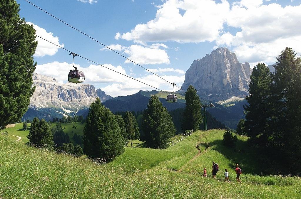 Garni Le Chalet Santa Cristina Val Gardena Bagian luar foto
